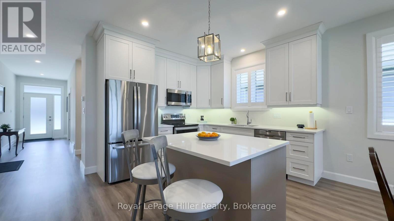 












3 - 24 UPPER THAMES LANE

,
West Perth (Mitchell),




Ontario
N0K1N0


