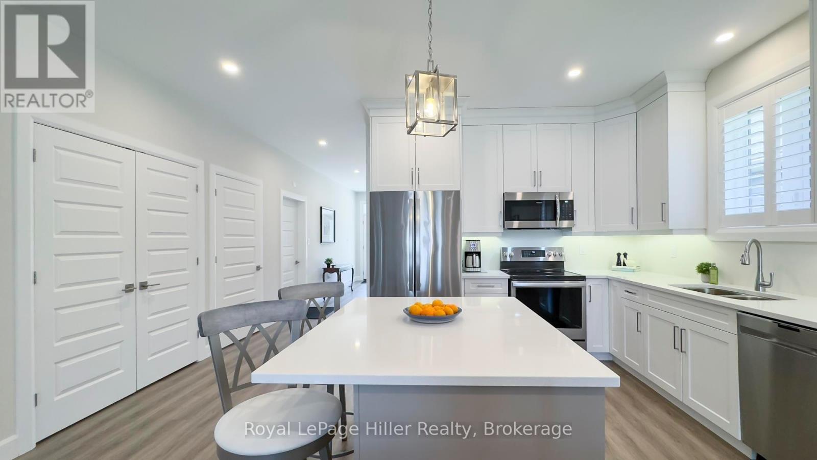 












3 - 24 UPPER THAMES LANE

,
West Perth (Mitchell),




Ontario
N0K1N0

