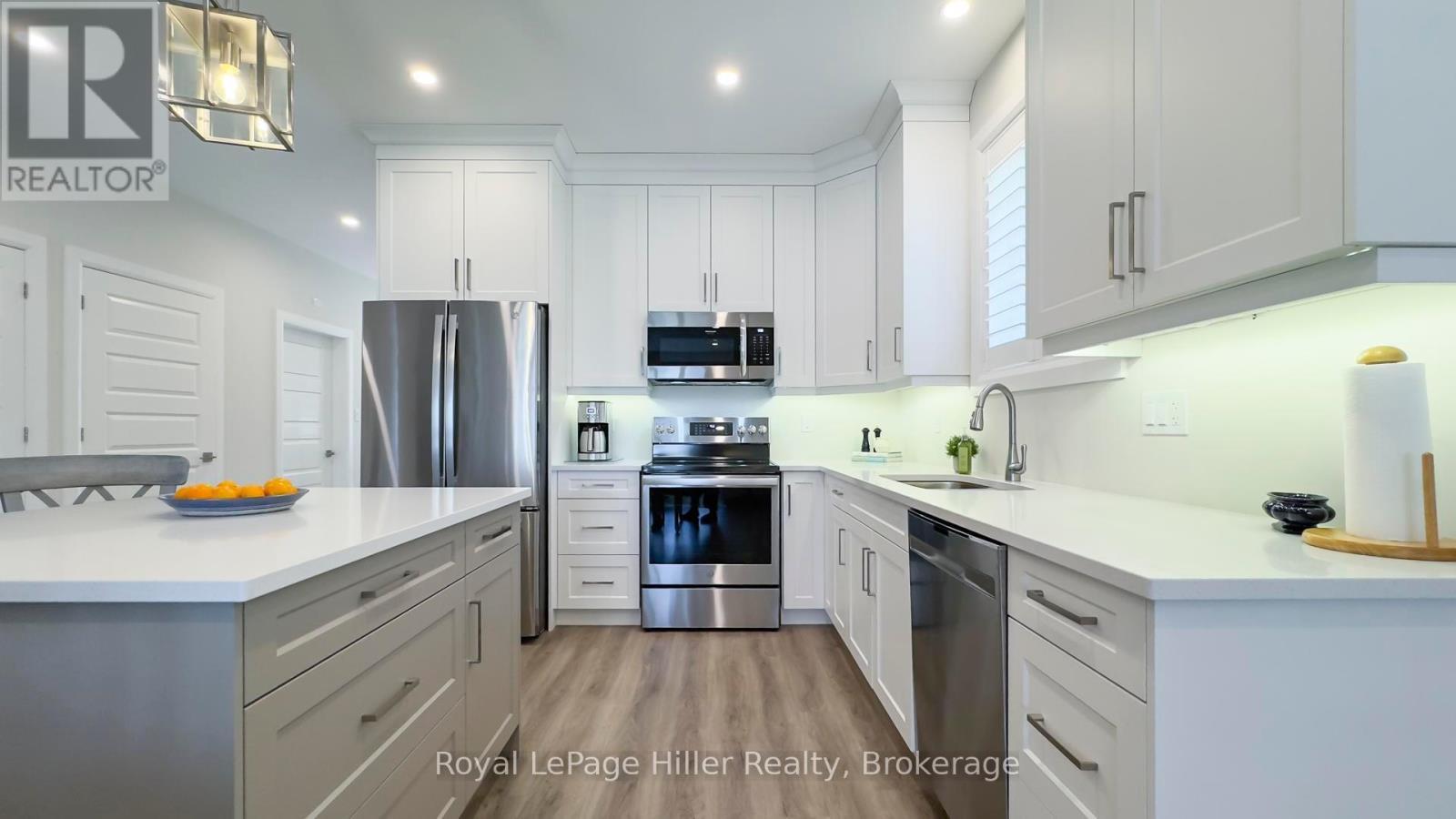 












3 - 24 UPPER THAMES LANE

,
West Perth (Mitchell),




Ontario
N0K1N0

