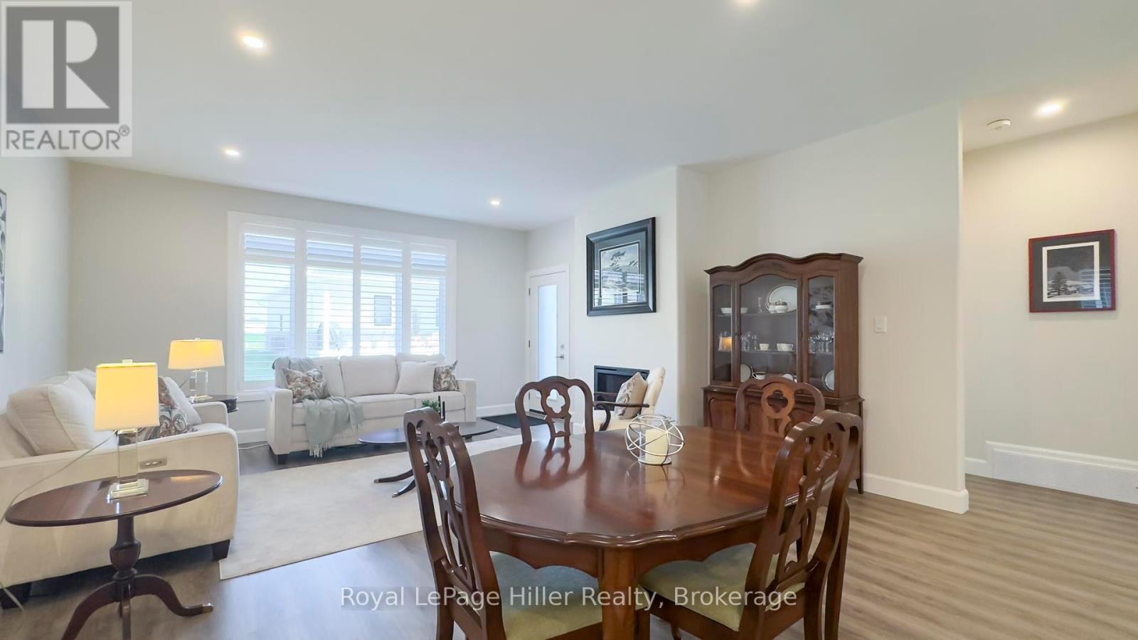 












3 - 24 UPPER THAMES LANE

,
West Perth (Mitchell),




Ontario
N0K1N0

