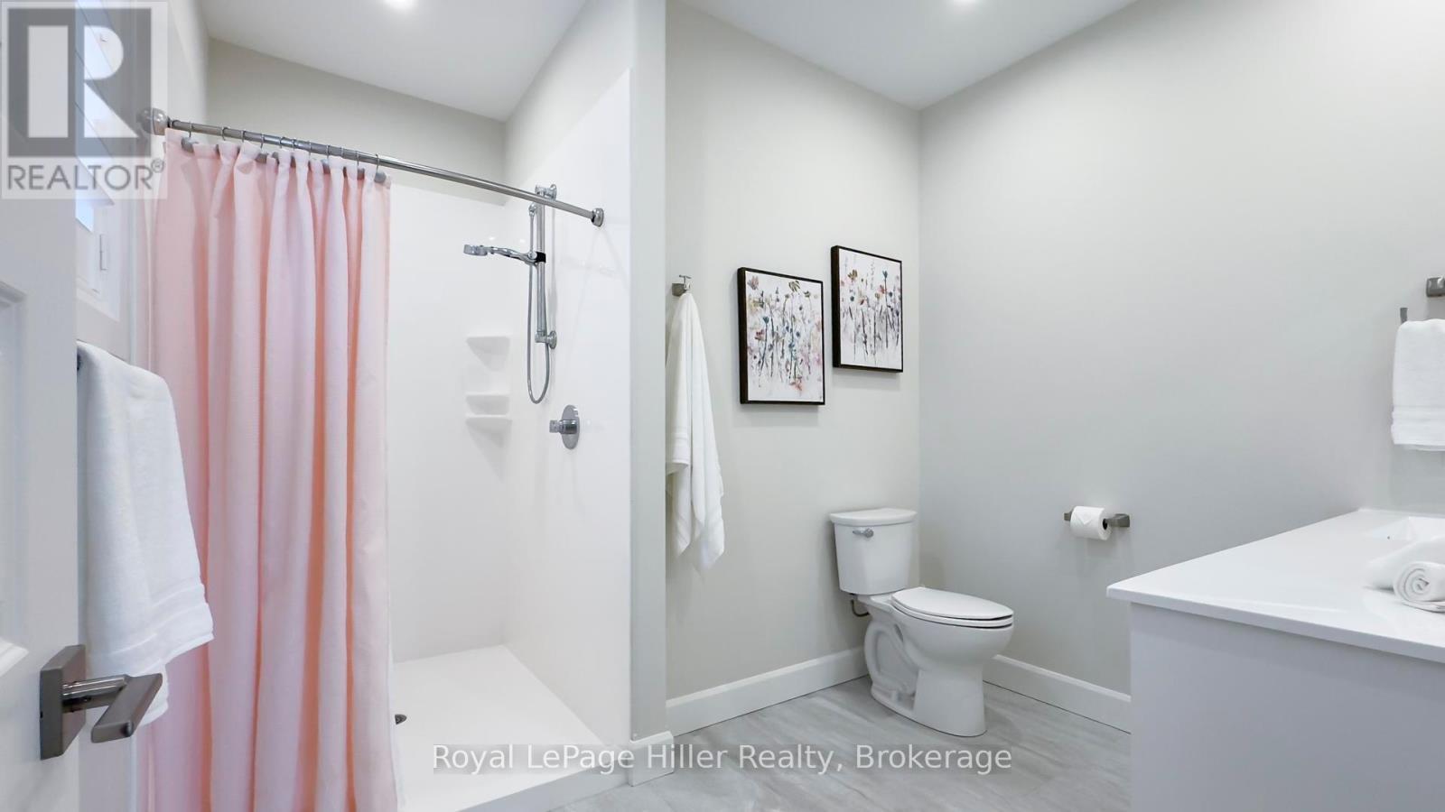 












3 - 24 UPPER THAMES LANE

,
West Perth (Mitchell),




Ontario
N0K1N0

