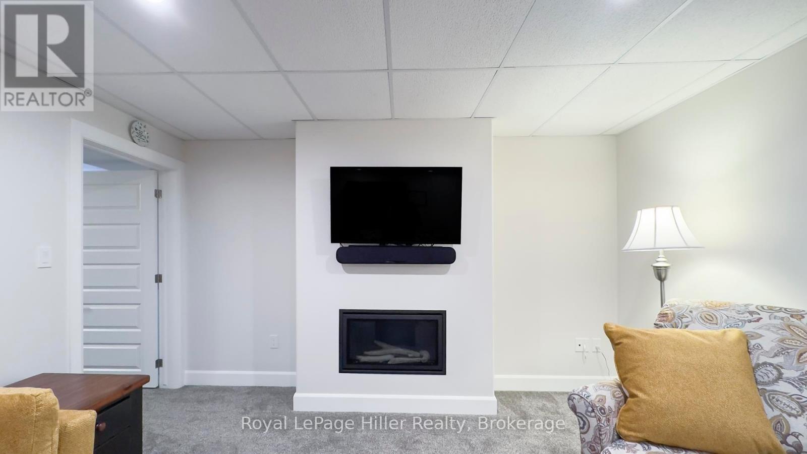 












3 - 24 UPPER THAMES LANE

,
West Perth (Mitchell),




Ontario
N0K1N0

