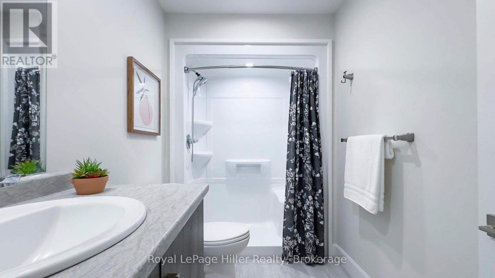 












3 - 24 UPPER THAMES LANE

,
West Perth (Mitchell),




Ontario
N0K1N0

