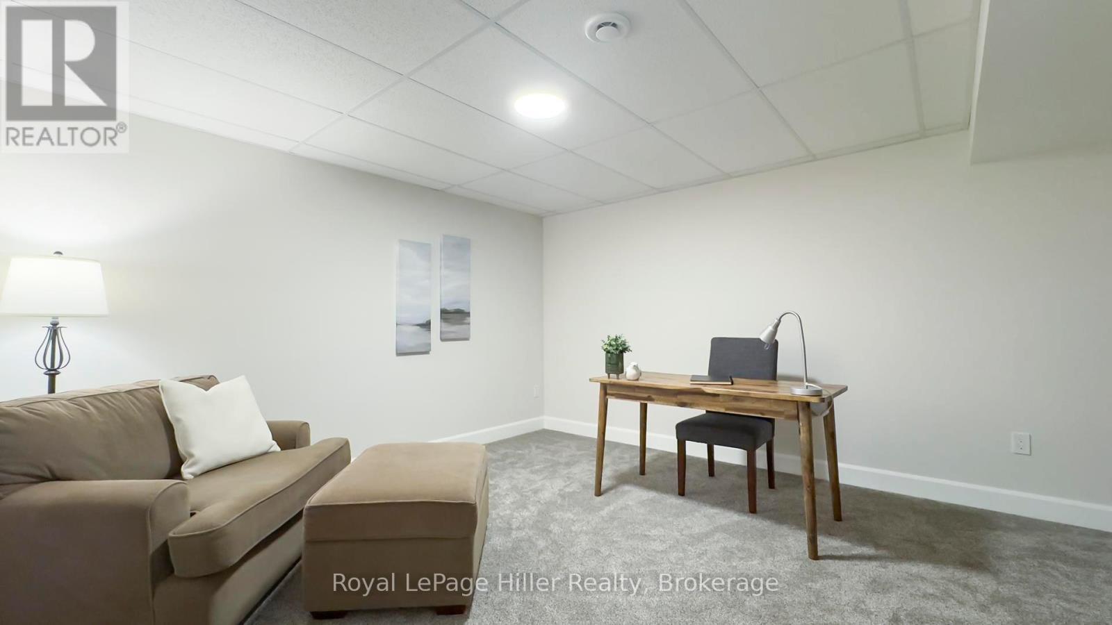 












3 - 24 UPPER THAMES LANE

,
West Perth (Mitchell),




Ontario
N0K1N0

