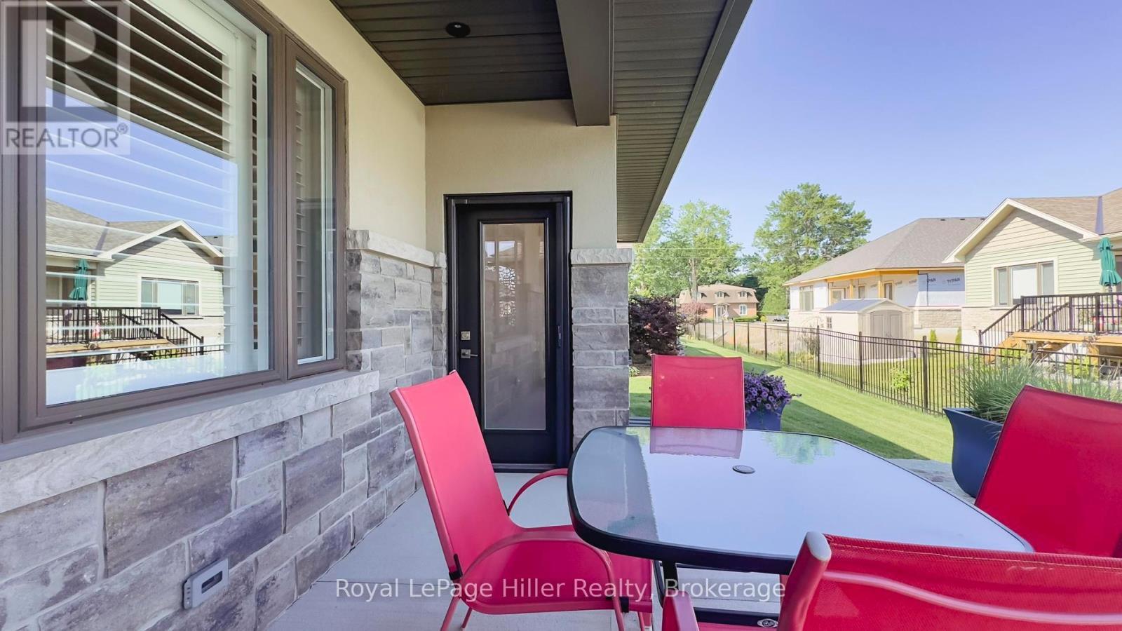 












3 - 24 UPPER THAMES LANE

,
West Perth (Mitchell),




Ontario
N0K1N0

