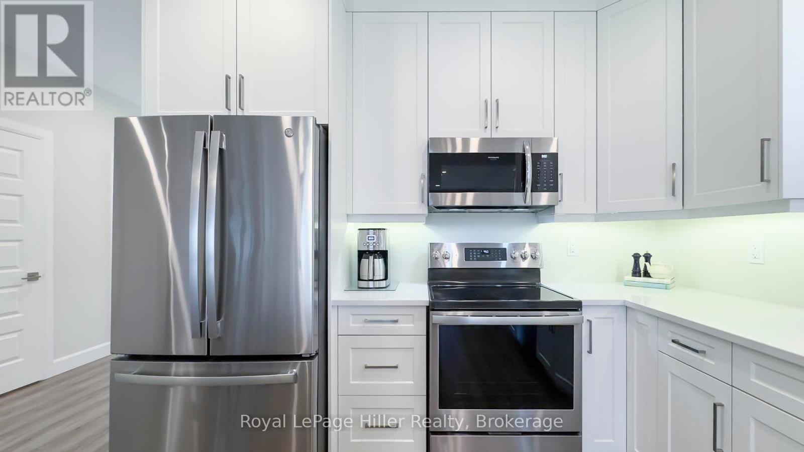 












3 - 24 UPPER THAMES LANE

,
West Perth (Mitchell),




Ontario
N0K1N0

