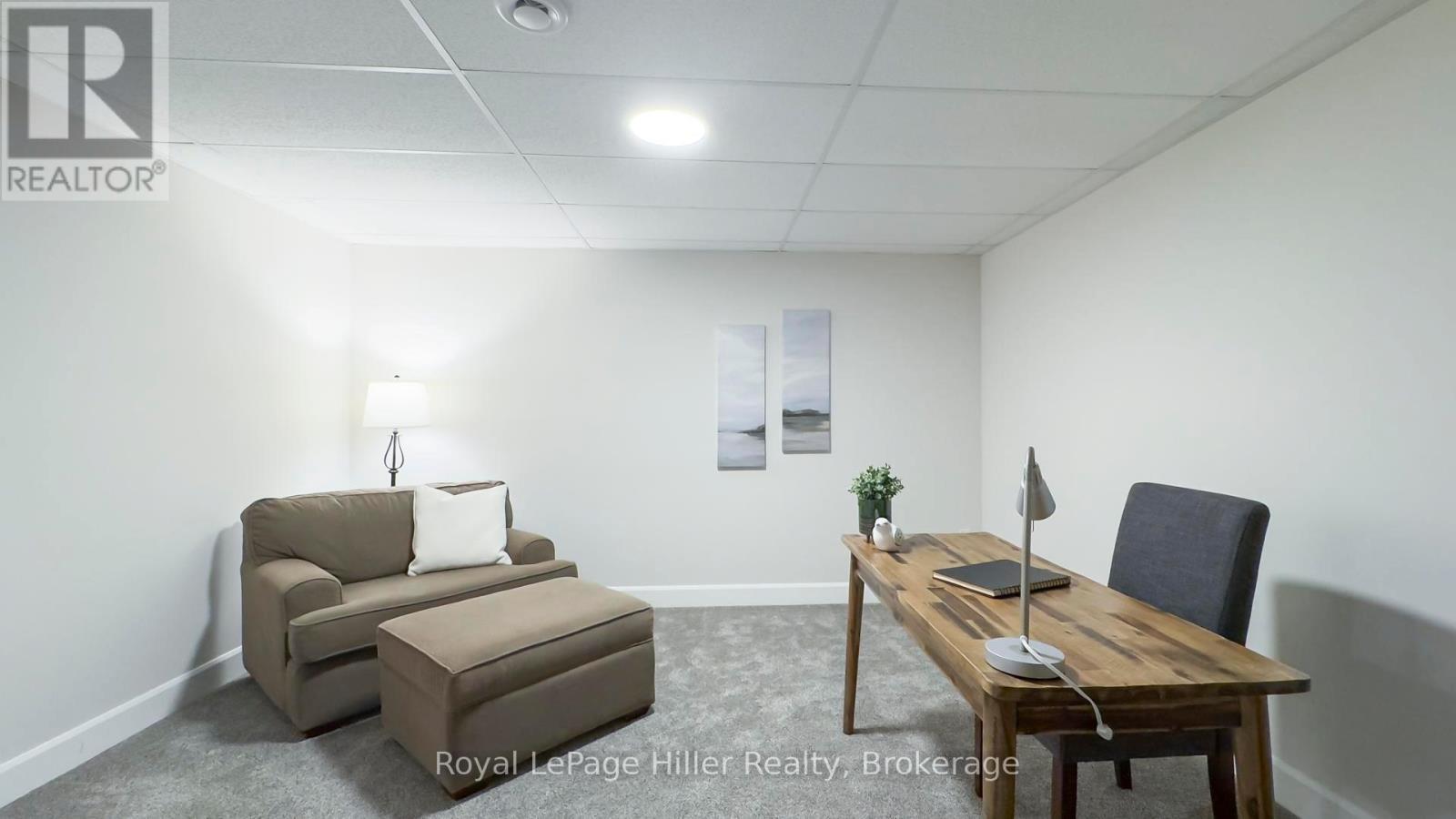 












3 - 24 UPPER THAMES LANE

,
West Perth (Mitchell),




Ontario
N0K1N0

