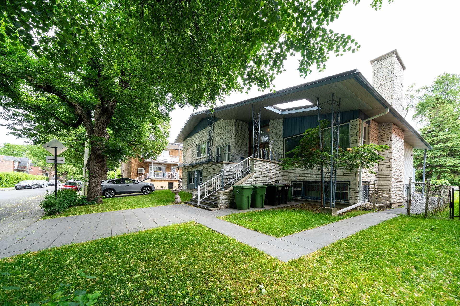 









6900


15e Avenue

,
Montréal (Rosemont/La Petite-Patrie),




QC
H1X2V9

