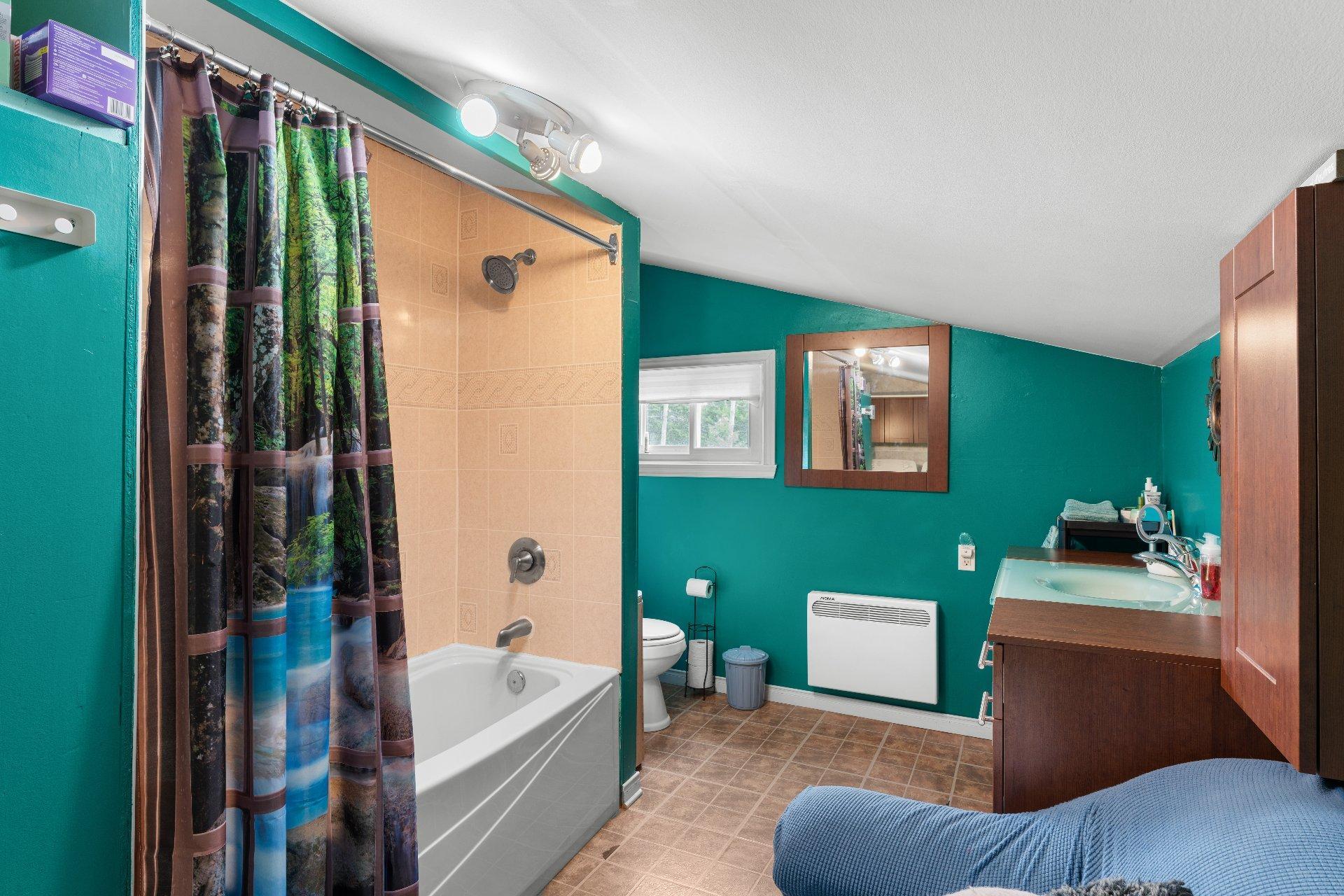 









5112


Rue Dorval

,
Ascot Corner,




QC
J0B1A0

