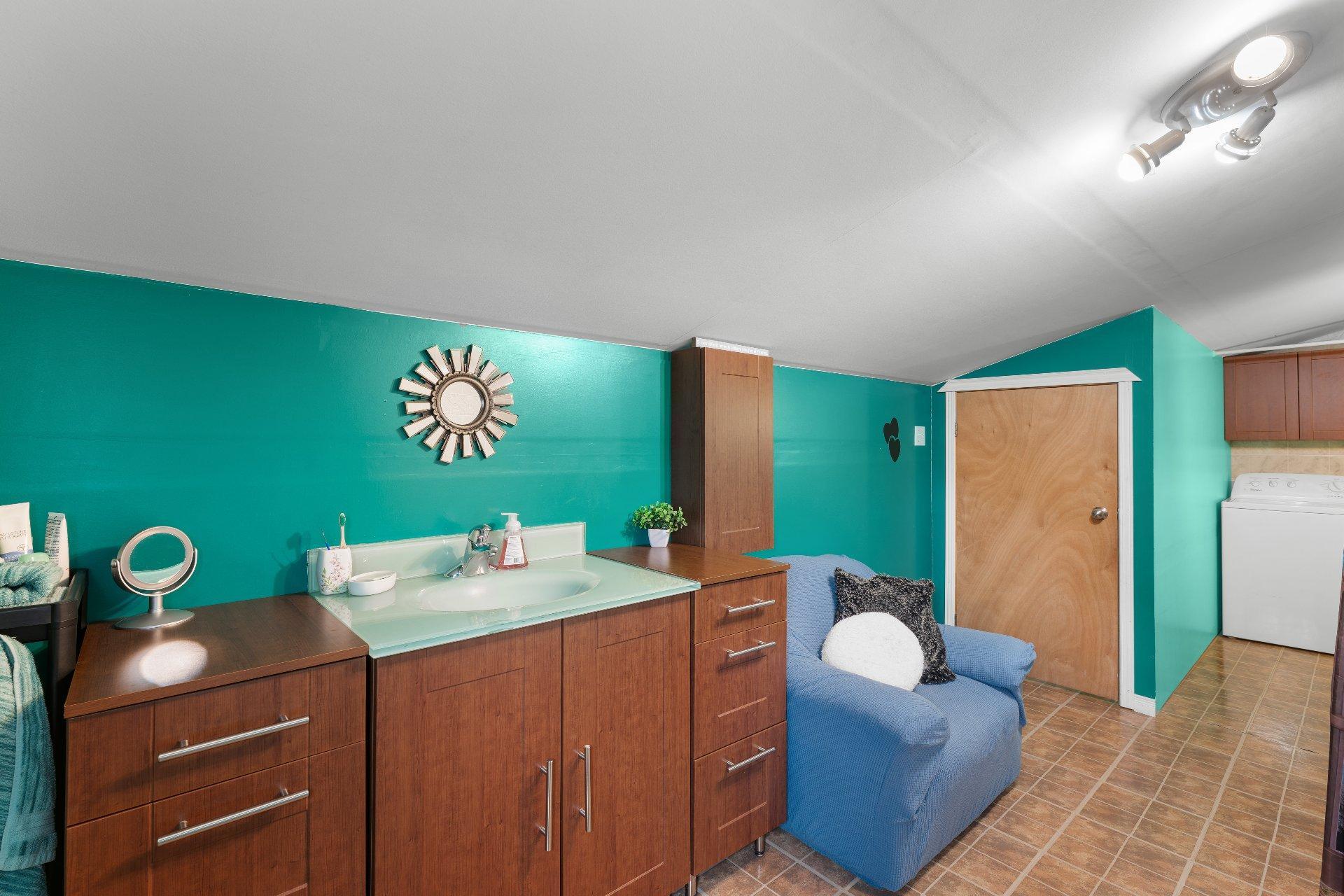 









5112


Rue Dorval

,
Ascot Corner,




QC
J0B1A0

