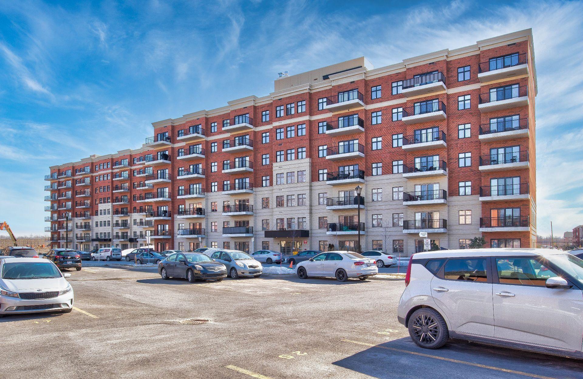 









9185


Rue Lennon

, 113,
Brossard,




QC
J4Y0R8

