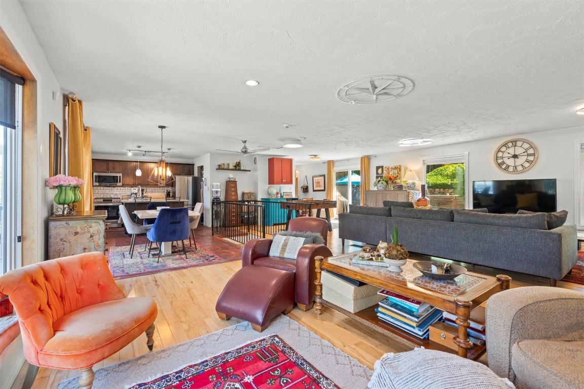 









230


6

Street,
Salmon Arm,




BC
V1E 4E8

