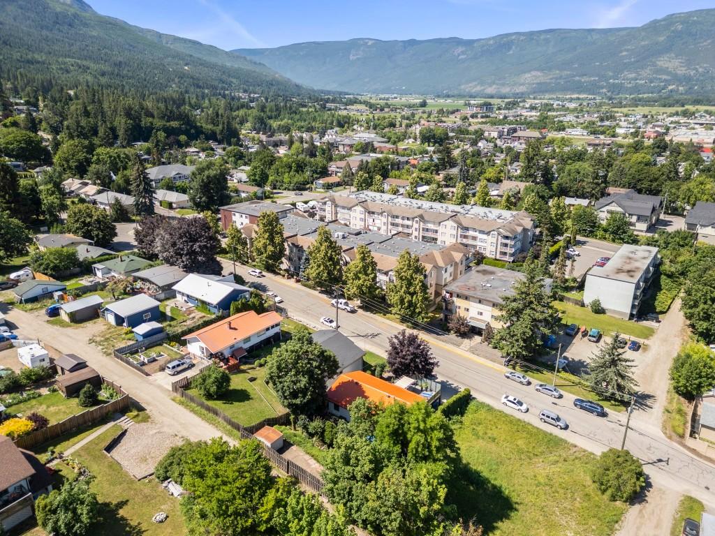









230


6

Street,
Salmon Arm,




BC
V1E 4E8

