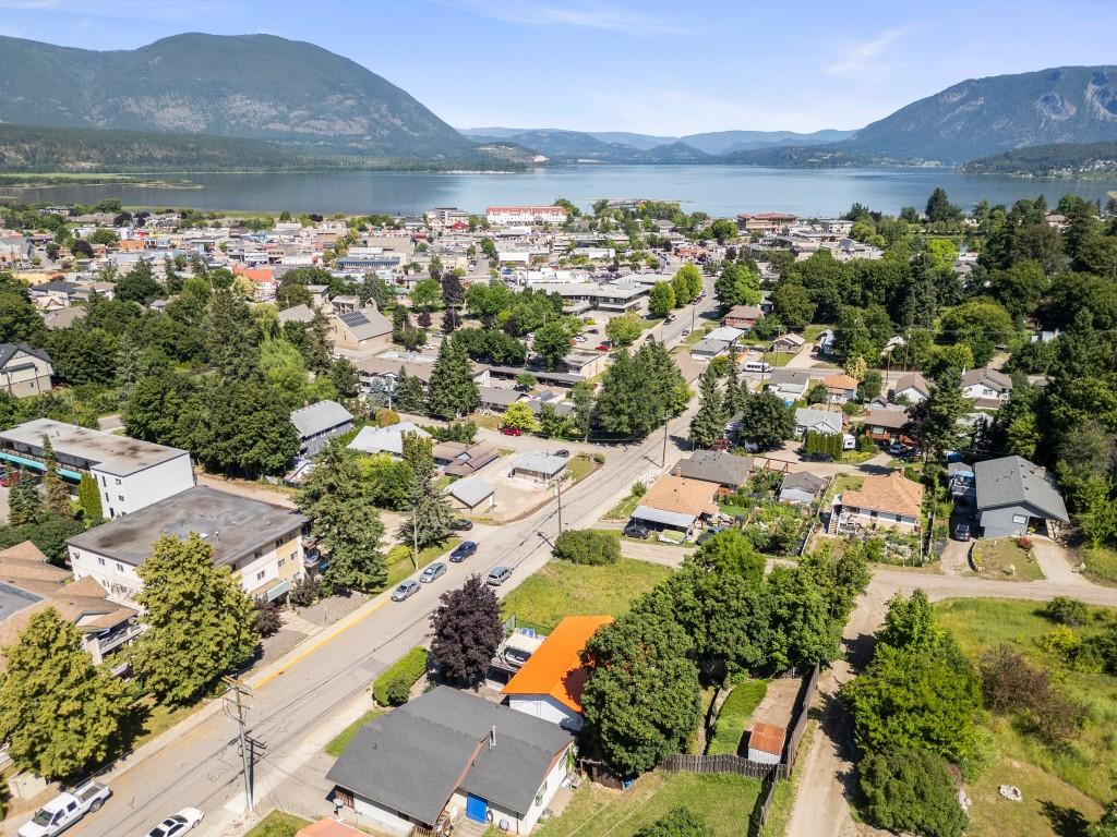 









230


6

Street,
Salmon Arm,




BC
V1E 4E8

