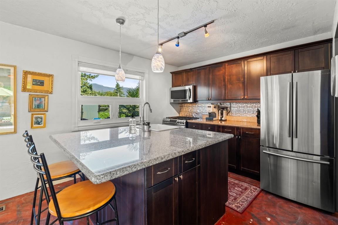 









230


6

Street,
Salmon Arm,




BC
V1E 4E8

