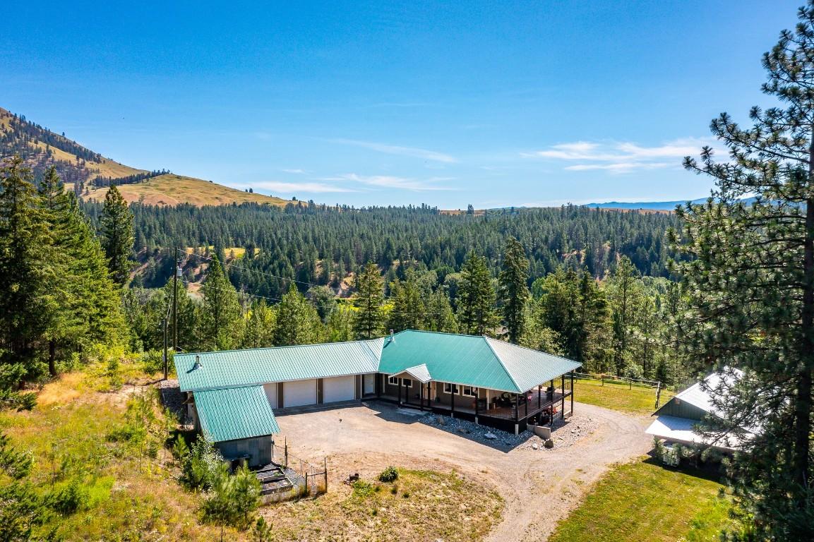 









3186


Salmon River

Road,
Salmon Arm,




BC
V1E 3H9

