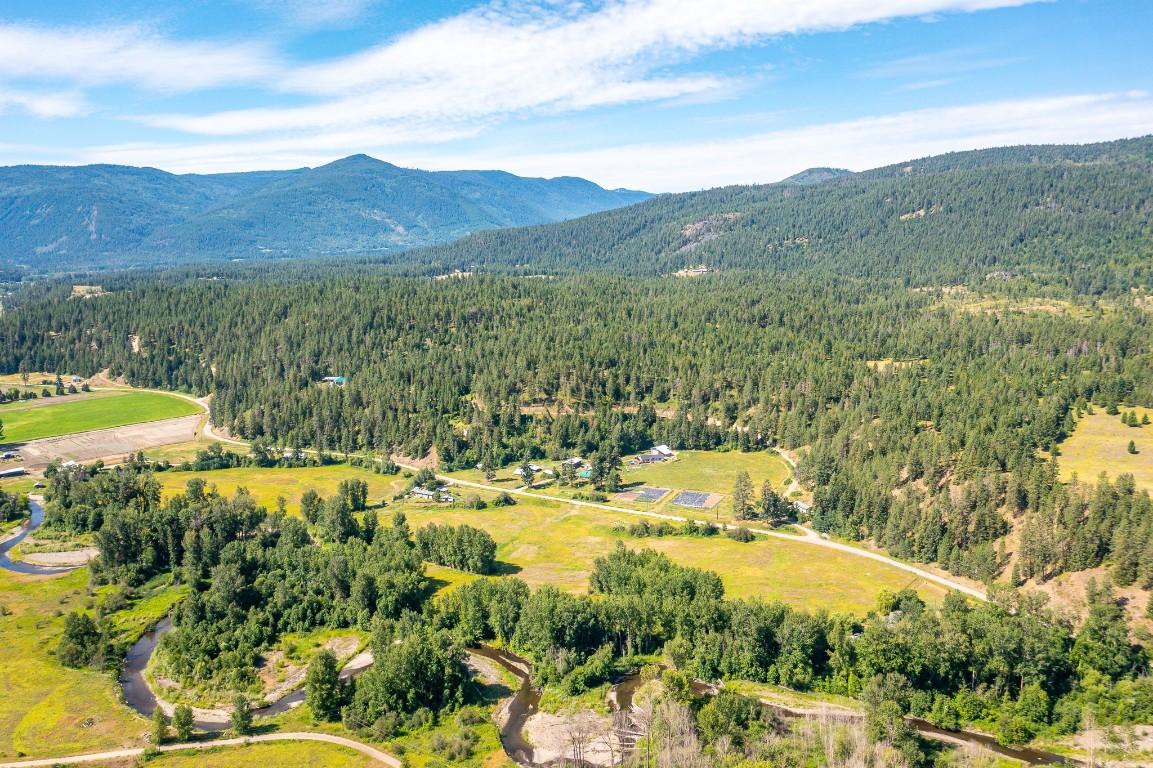 









3186


Salmon River

Road,
Salmon Arm,




BC
V1E 3H9


