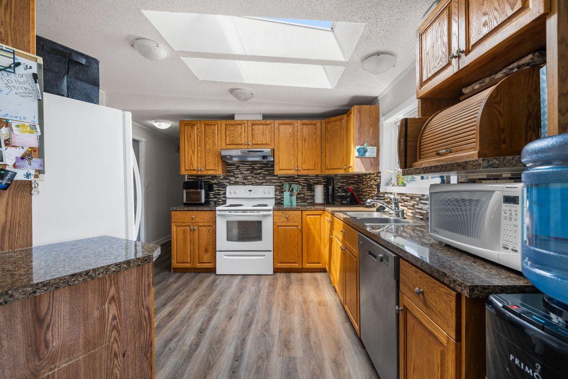 









3270


Shannon Lake

Road, 23,
West Kelowna,




BC
V4T 2N2

