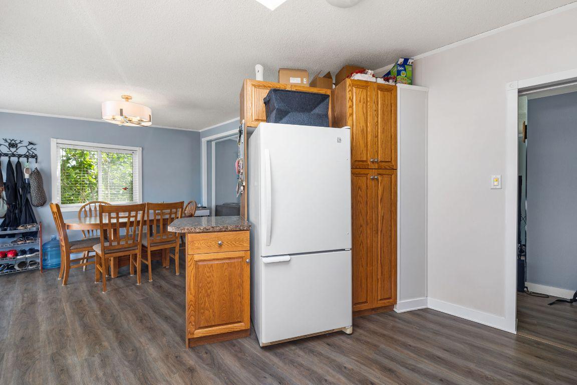 









3270


Shannon Lake

Road, 23,
West Kelowna,




BC
V4T 2N2


