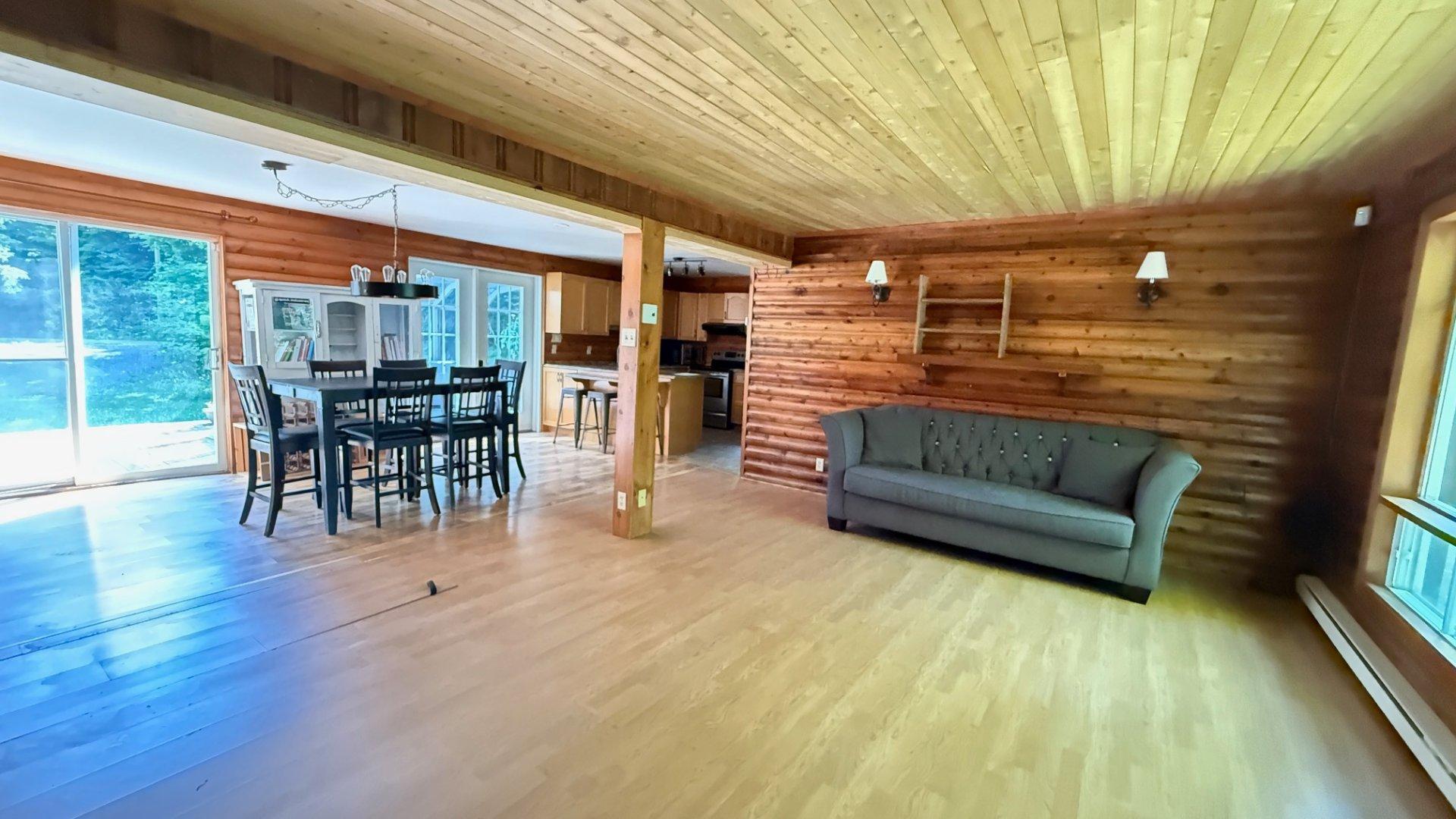 









1


Rue Daley

,
Grenville-sur-la-Rouge,




QC
J0V1B0

