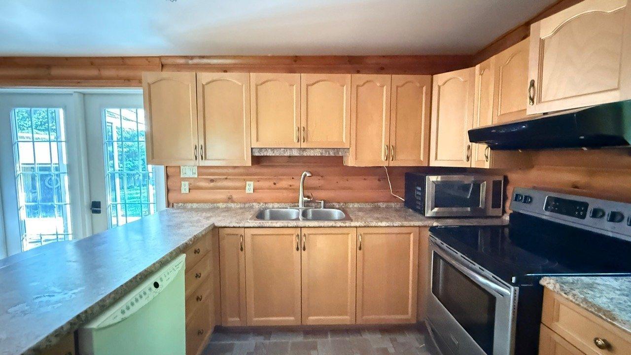 









1


Rue Daley

,
Grenville-sur-la-Rouge,




QC
J0V1B0

