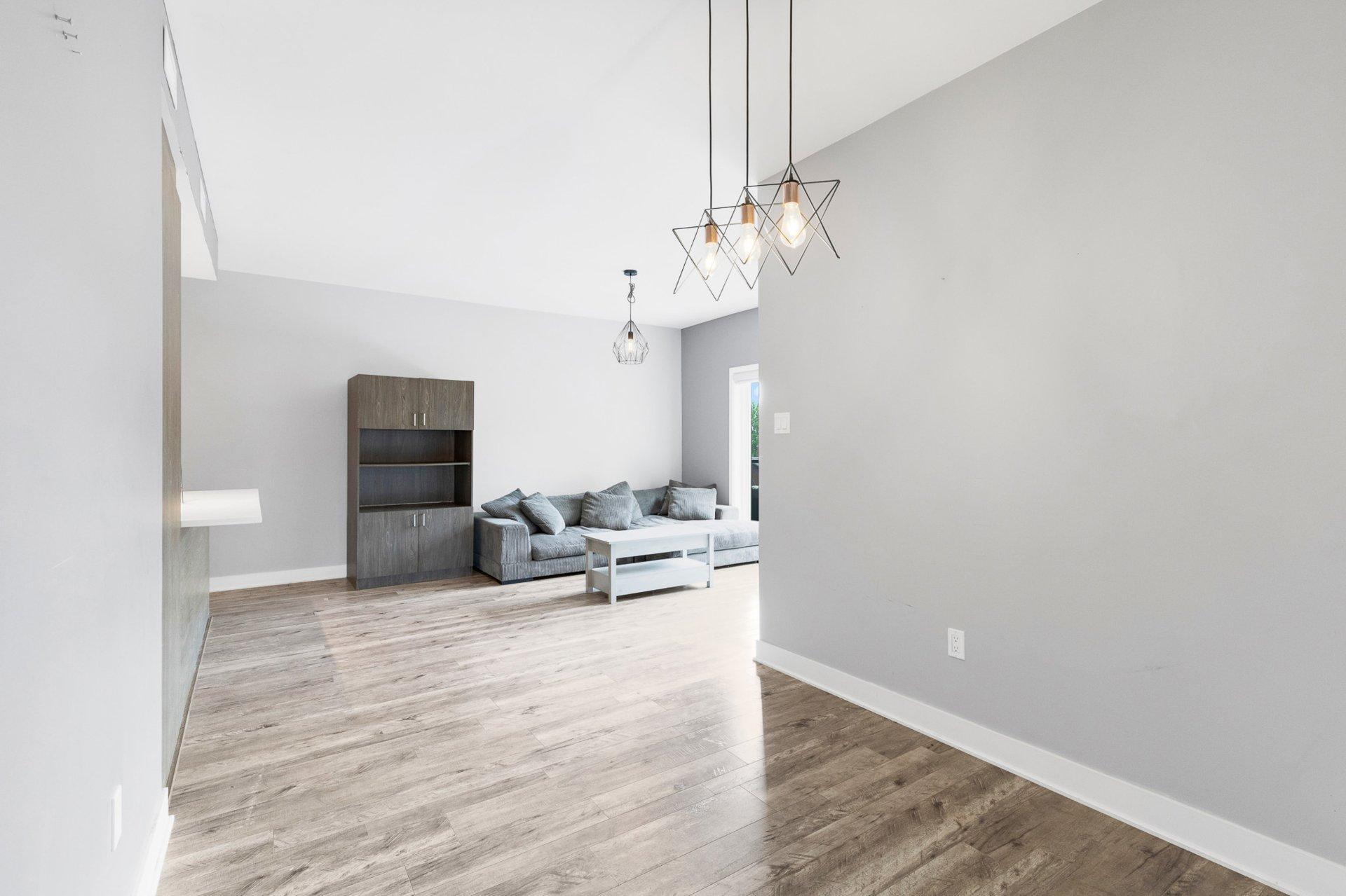 









31


7e Avenue

, 302,
Montréal (Lachine),




QC
H8S2Z1

