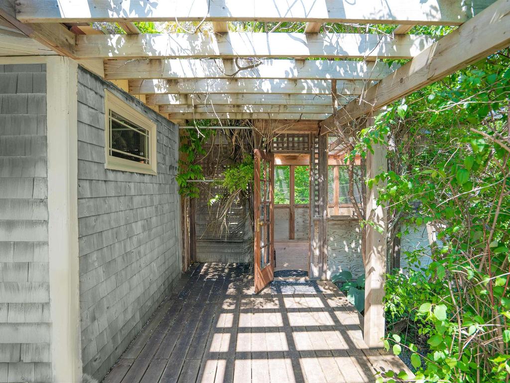 












1336 Point Prim Road

,
Point Prim,




PE
C0A 1A0

