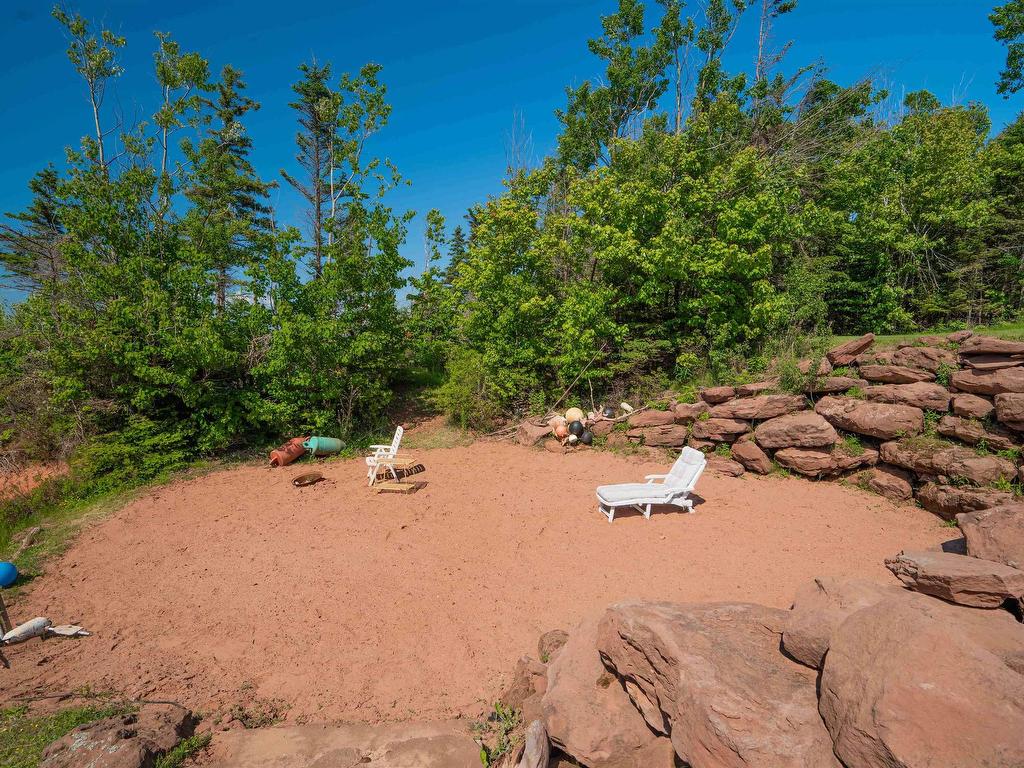 












1336 Point Prim Road

,
Point Prim,




PE
C0A 1A0


