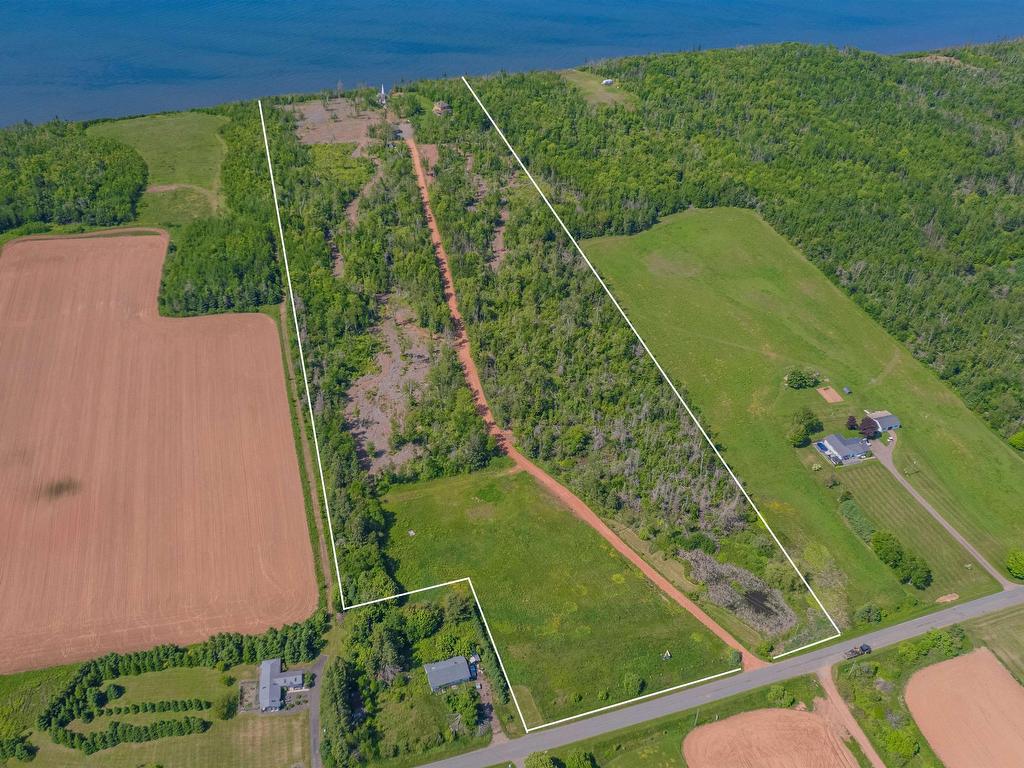 












1336 Point Prim Road

,
Point Prim,




PE
C0A 1A0

