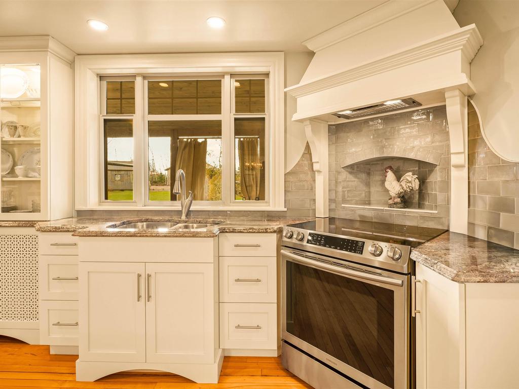 












1336 Point Prim Road

,
Point Prim,




PE
C0A 1A0

