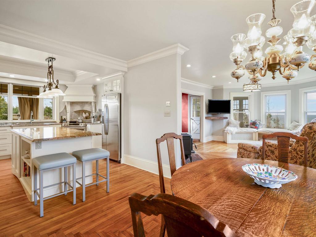 












1336 Point Prim Road

,
Point Prim,




PE
C0A 1A0

