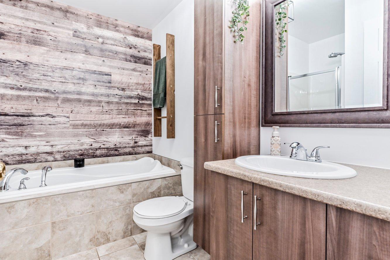 









2119


Rue des Crocus

,
Longueuil (Le Vieux-Longueuil),




QC
J4N0E4

