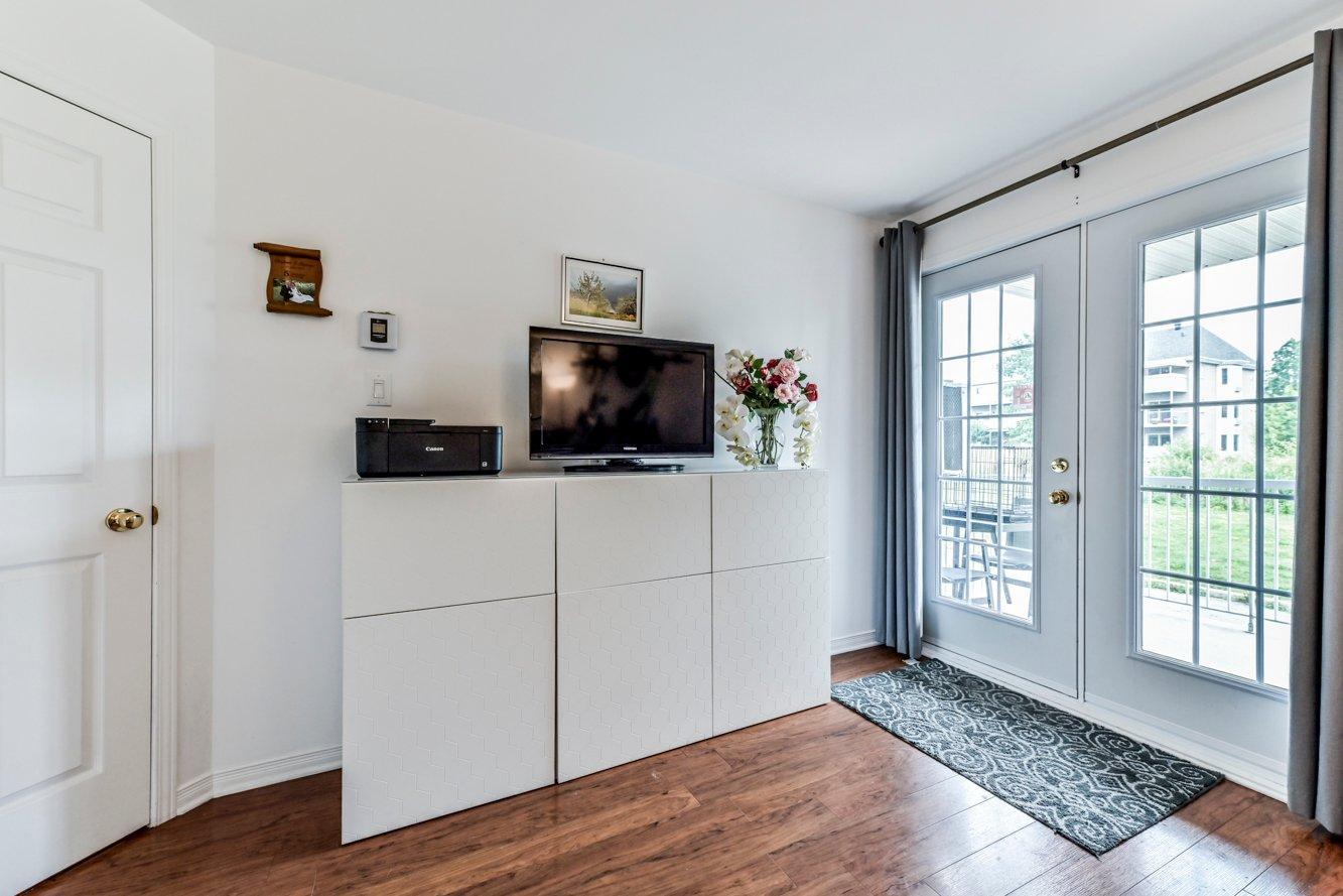 









2119


Rue des Crocus

,
Longueuil (Le Vieux-Longueuil),




QC
J4N0E4

