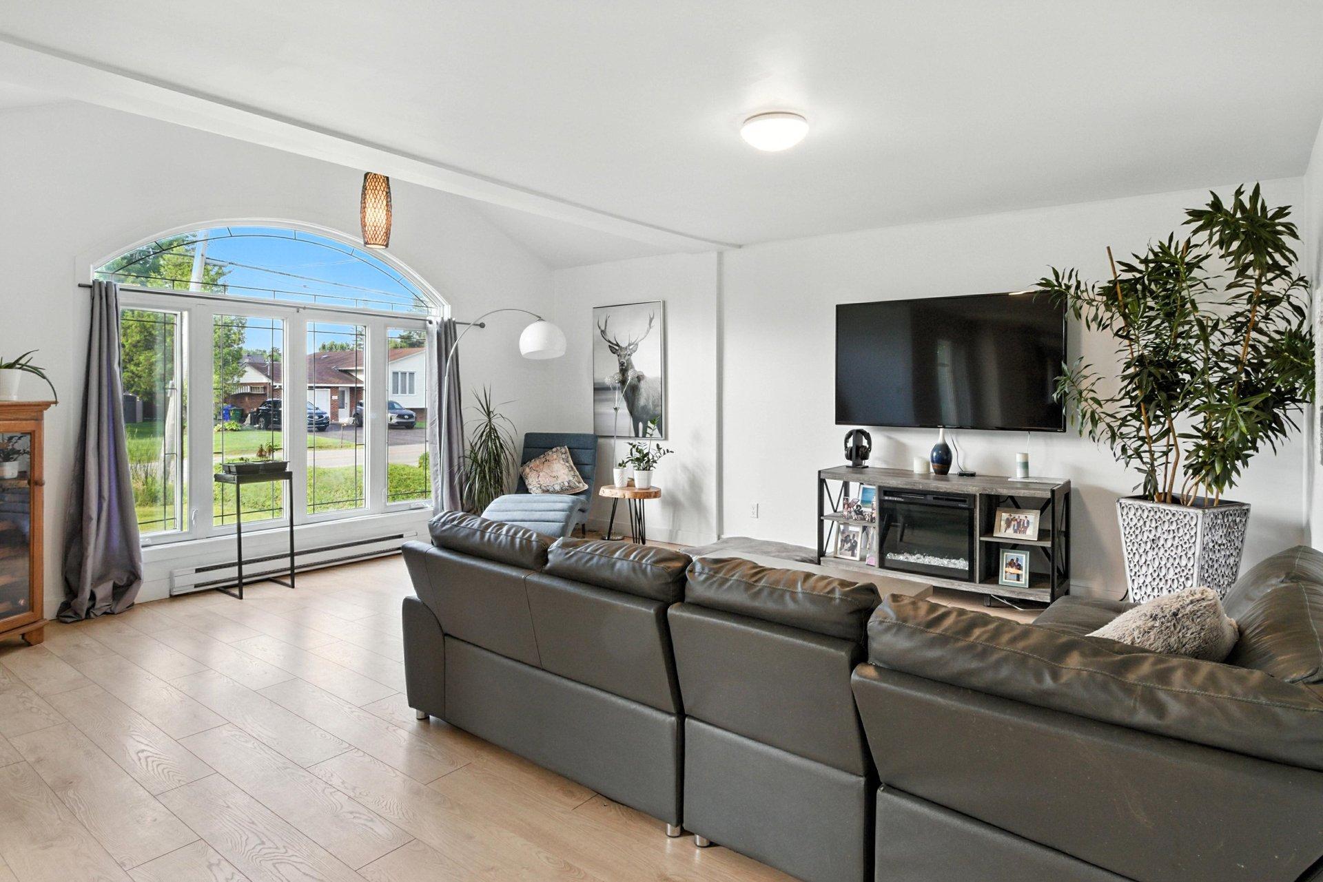









247


Ch. St-Thomas

,
Gatineau (Gatineau),




QC
J8R3H3

