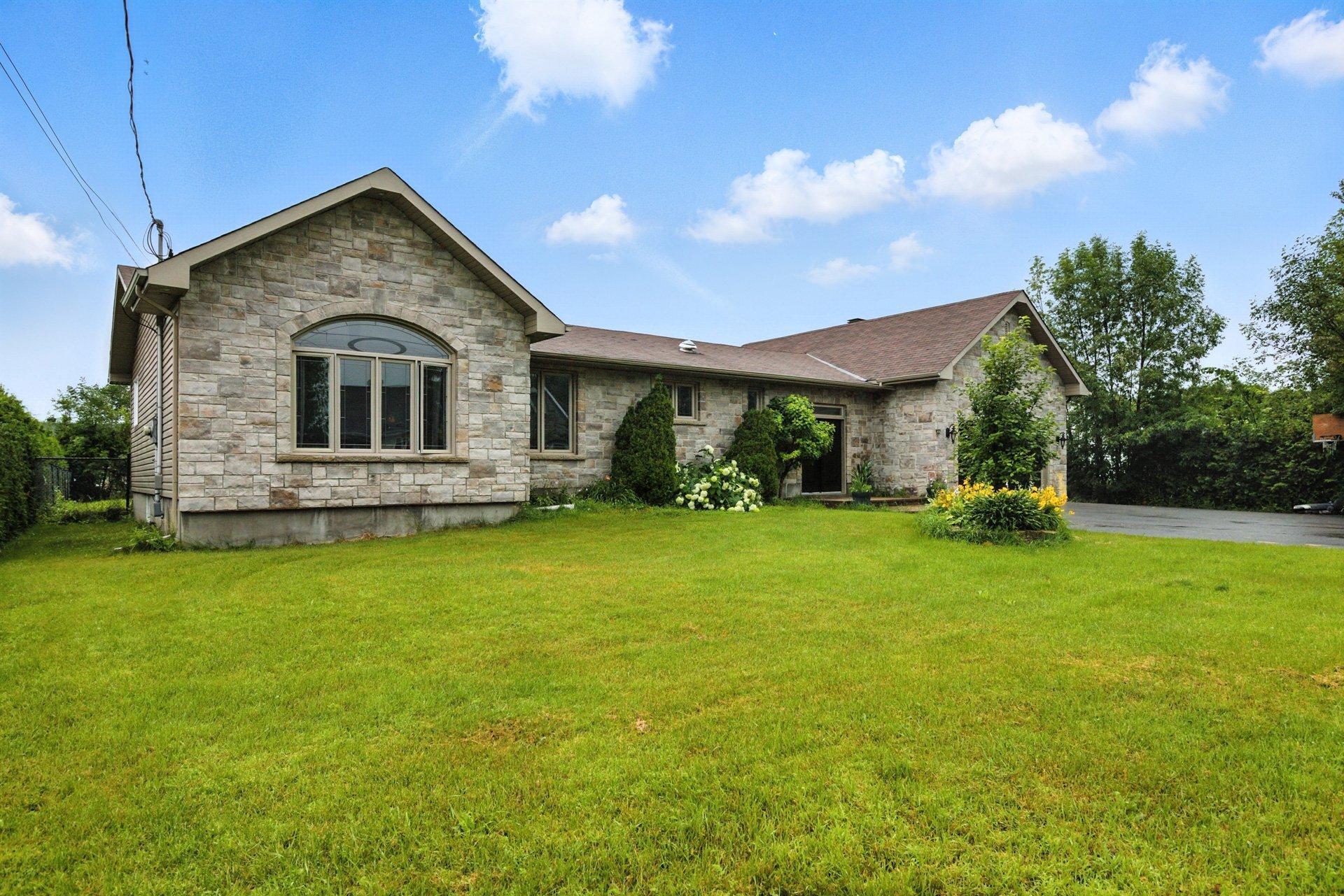 









247


Ch. St-Thomas

,
Gatineau (Gatineau),




QC
J8R3H3

