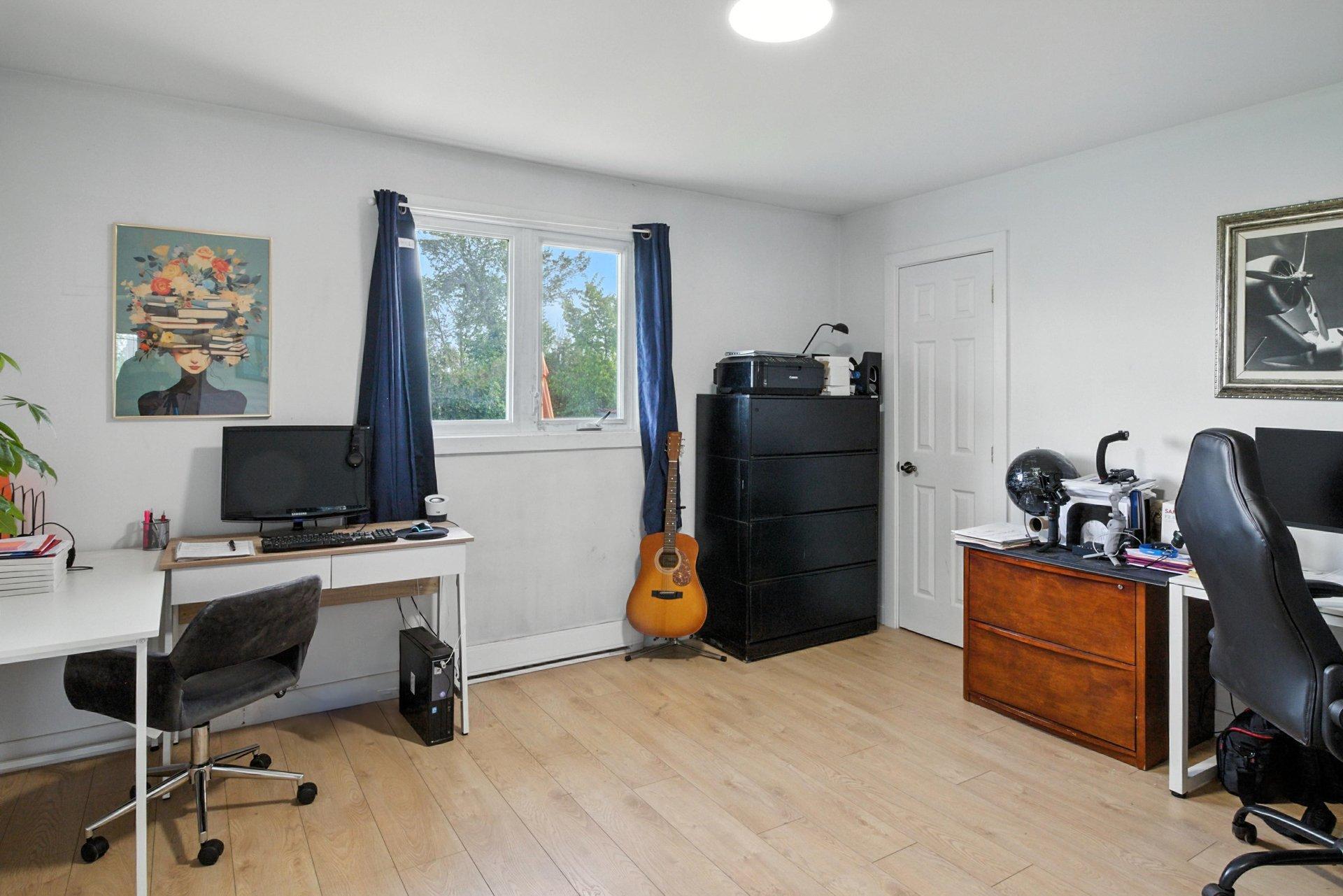 









247


Ch. St-Thomas

,
Gatineau (Gatineau),




QC
J8R3H3


