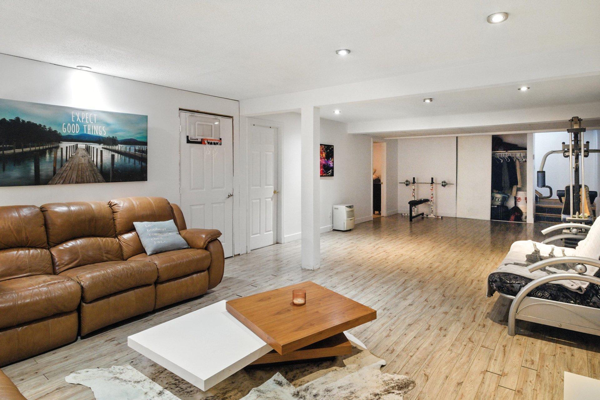 









247


Ch. St-Thomas

,
Gatineau (Gatineau),




QC
J8R3H3

