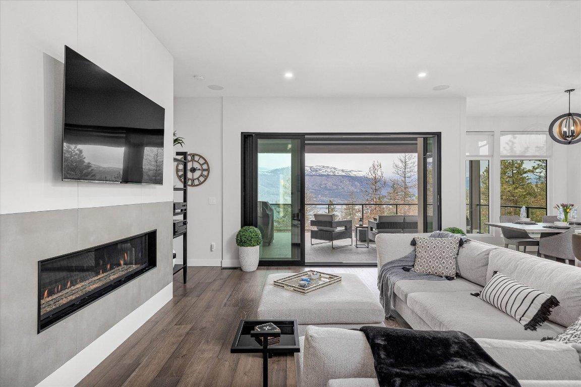 









10058


Beacon Hill

Drive,
Lake Country,




BC
V4V 0A9

