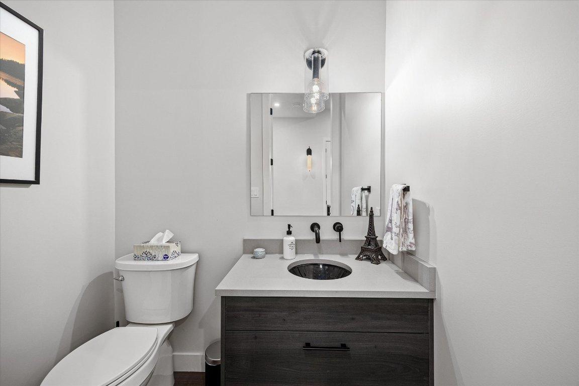 









10058


Beacon Hill

Drive,
Lake Country,




BC
V4V 0A9

