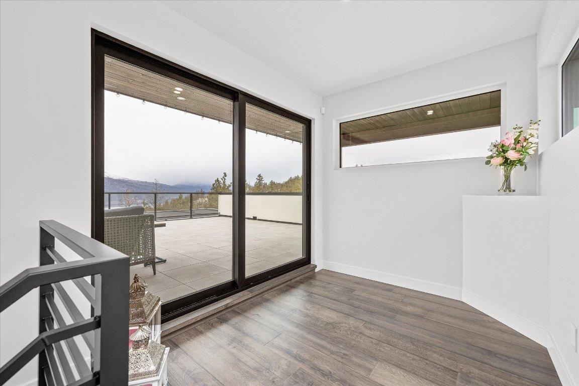 









10058


Beacon Hill

Drive,
Lake Country,




BC
V4V 0A9

