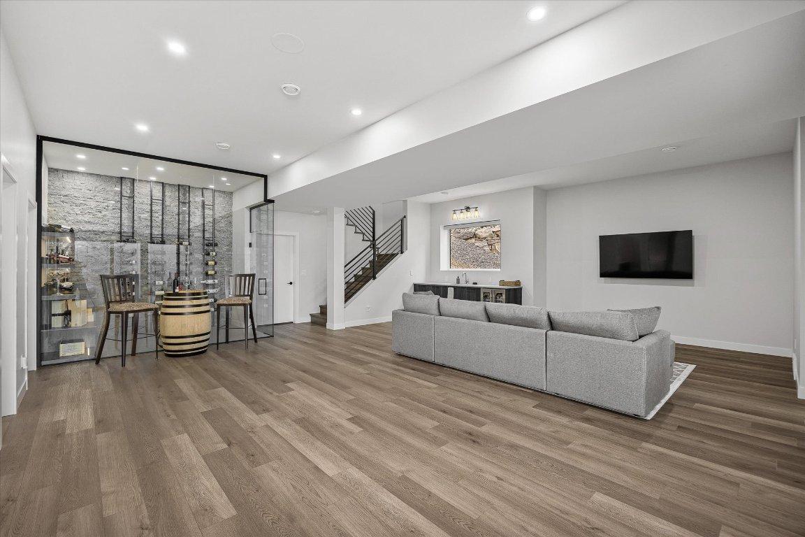 









10058


Beacon Hill

Drive,
Lake Country,




BC
V4V 0A9

