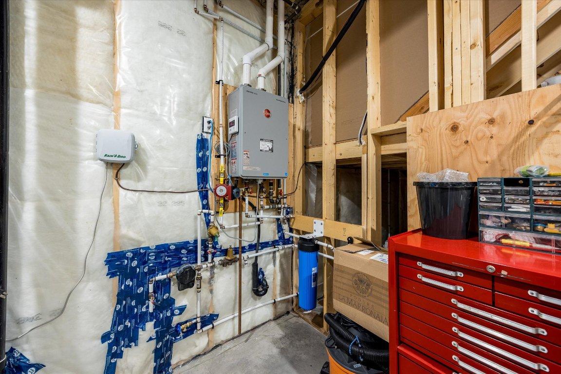 









10058


Beacon Hill

Drive,
Lake Country,




BC
V4V 0A9

