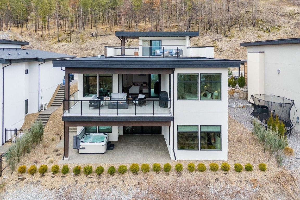 









10058


Beacon Hill

Drive,
Lake Country,




BC
V4V 0A9

