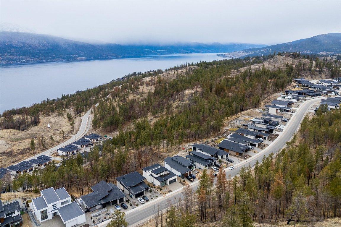 









10058


Beacon Hill

Drive,
Lake Country,




BC
V4V 0A9

