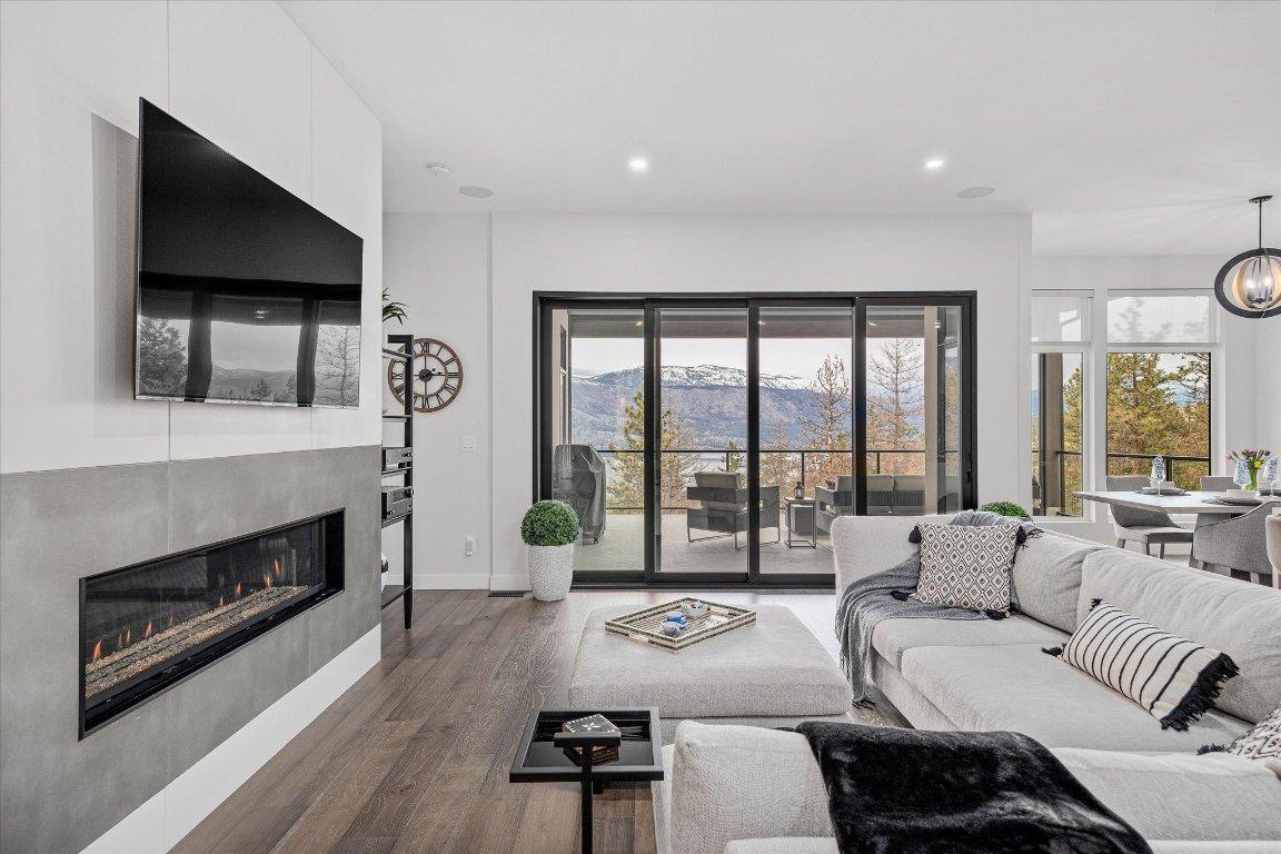 









10058


Beacon Hill

Drive,
Lake Country,




BC
V4V 0A9

