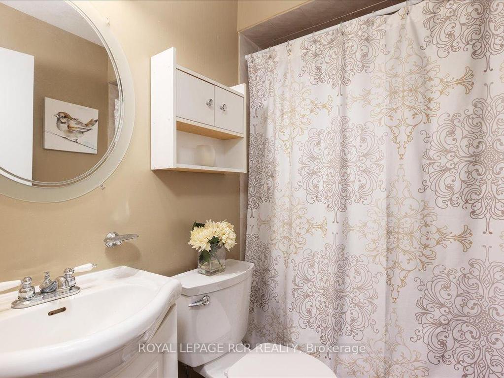 









86


Princess

Street,
East Gwillimbury,




ON
L0G 1M0

