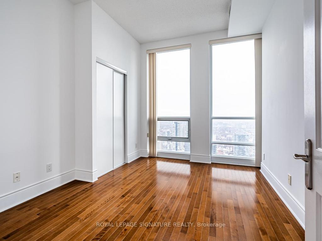 









763


Bay

Street, PH02,
Toronto,




ON
M5G 2R3

