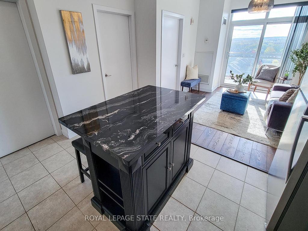 









2490


Old Bronte

Road, 714,
Oakville,




ON
L6M 4J2

