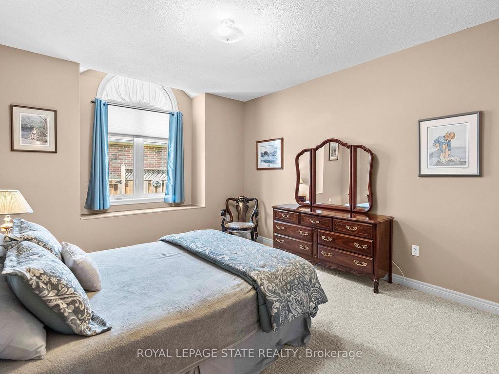 









36


Twentyplace

Boulevard,
Hamilton,




ON
L0R 1W0

