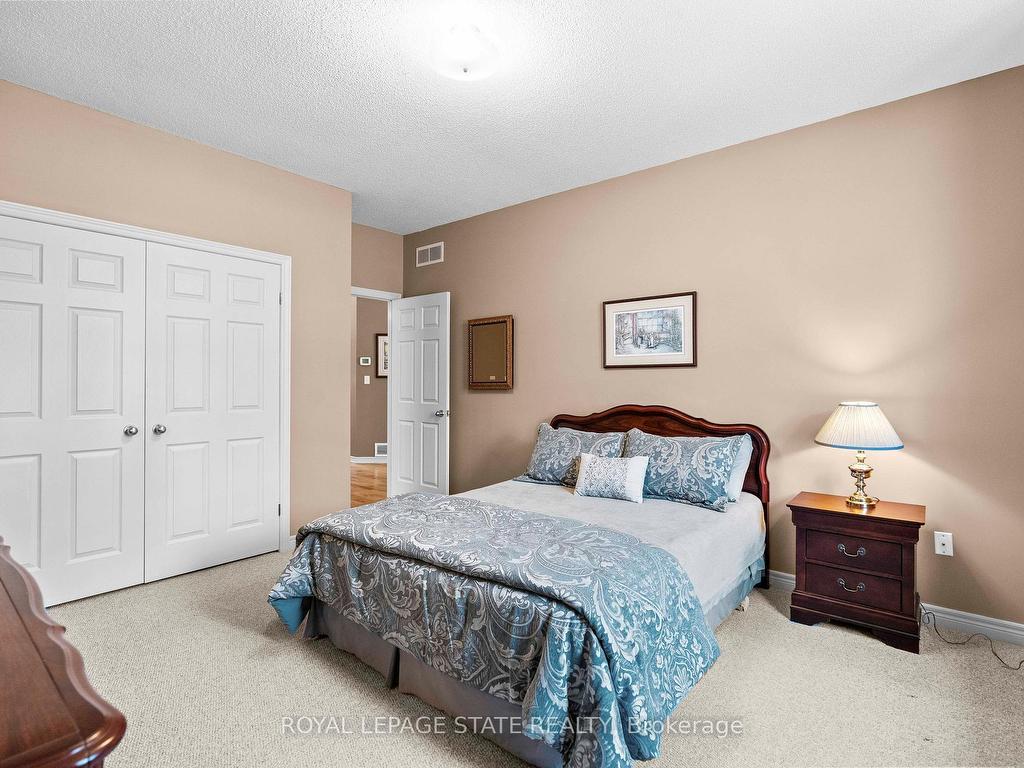









36


Twentyplace

Boulevard,
Hamilton,




ON
L0R 1W0

